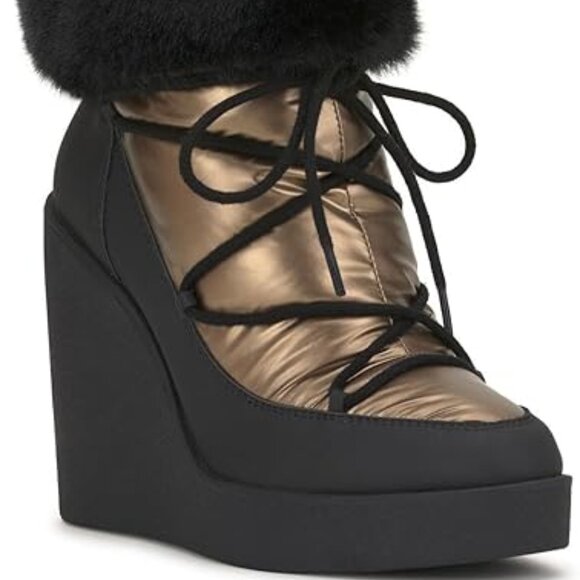 Jessica Simpson Women's Myina Wedge Fur Bootie Ankle Boot - Picture 1 of 2